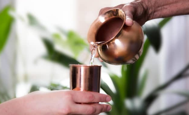 Linha de produtos em cobre puro para produzir mais saude para o corpo no consumo de água e alimentos.